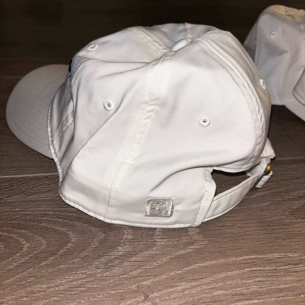 White Invisalign Cap (new) - Picture 2 of 2